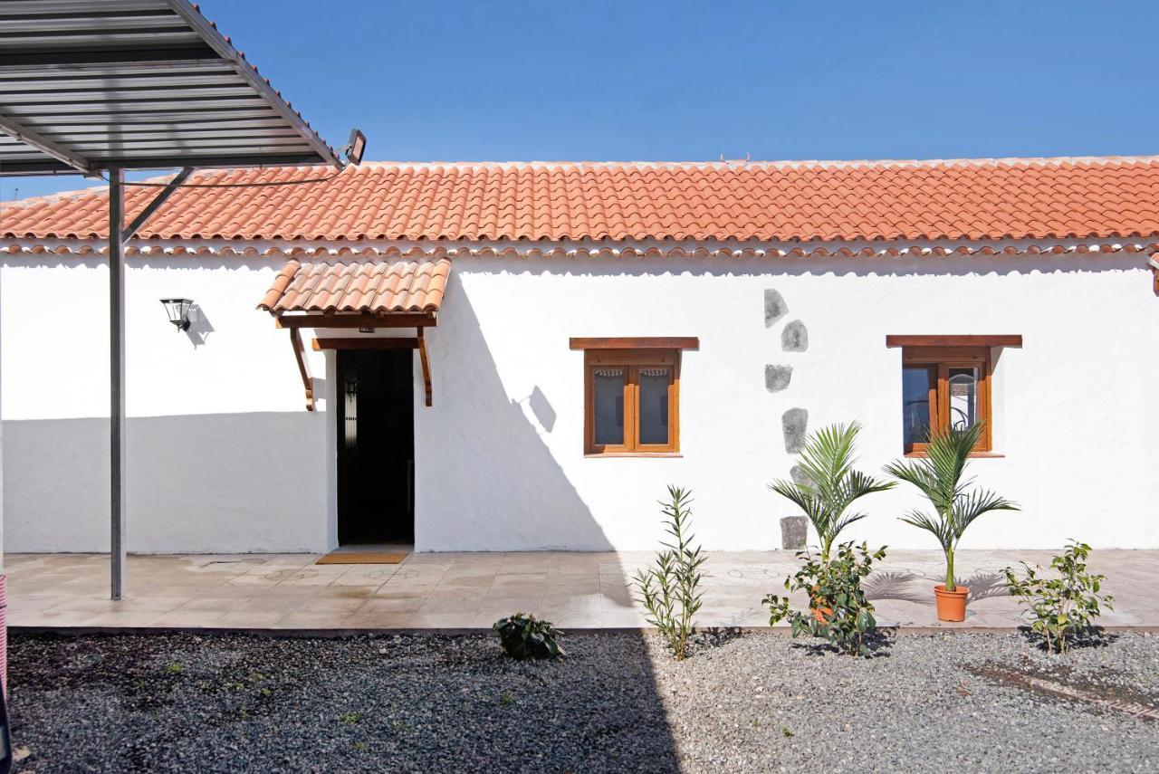 La Tirajanera 1+2 Villa Vega de San Mateo Luaran gambar