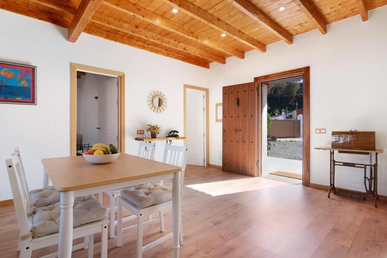 La Tirajanera 1+2 Villa Vega de San Mateo Luaran gambar